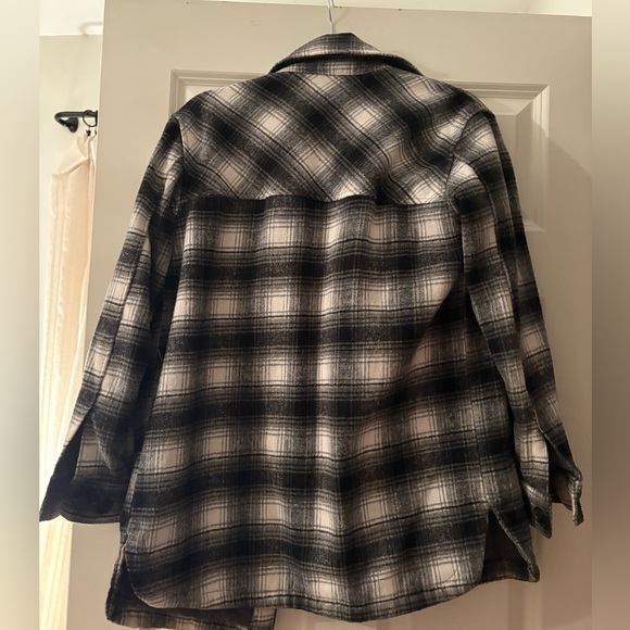 Thread and Supply Shacket - Picture 3 of 3